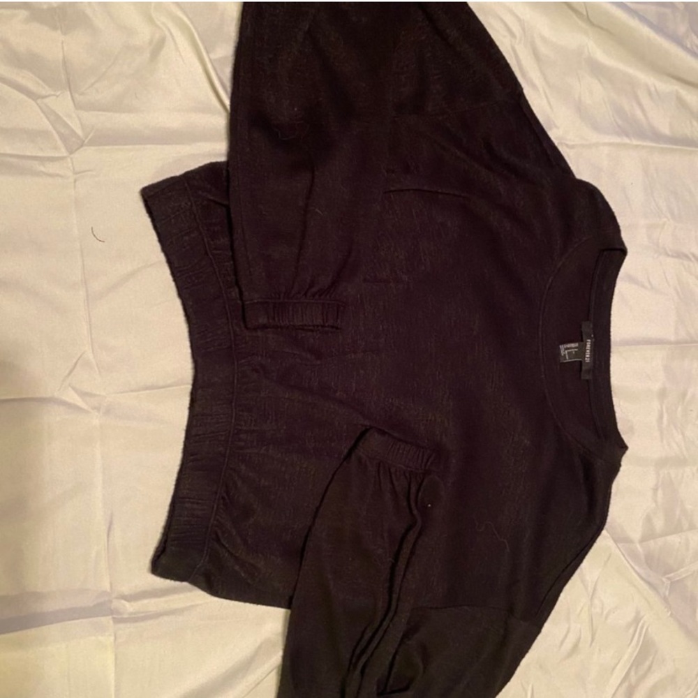 Crop top sweater